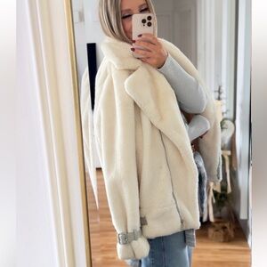 🛍️RALPH LAURENWomen's Cream Faux Fur Jacket